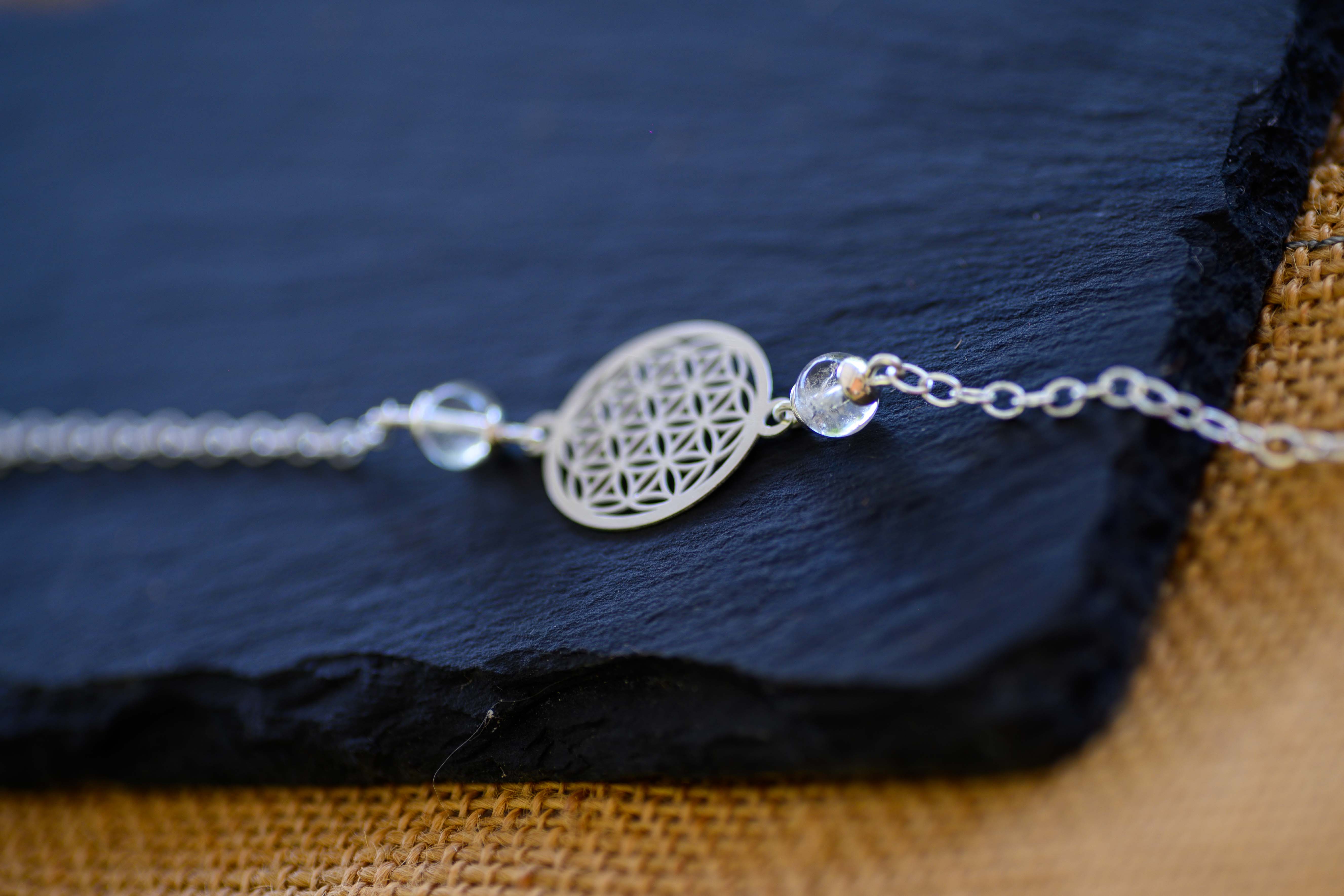 BRACELET FLEUR DE VIE CRISTAL DE ROCHE